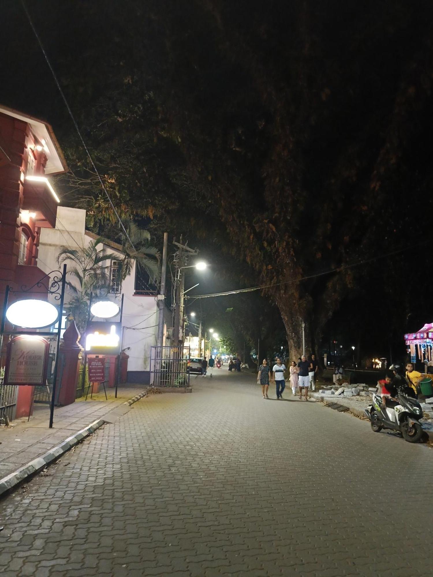 Elzas Fort Inn Kochi Eksteriør bilde